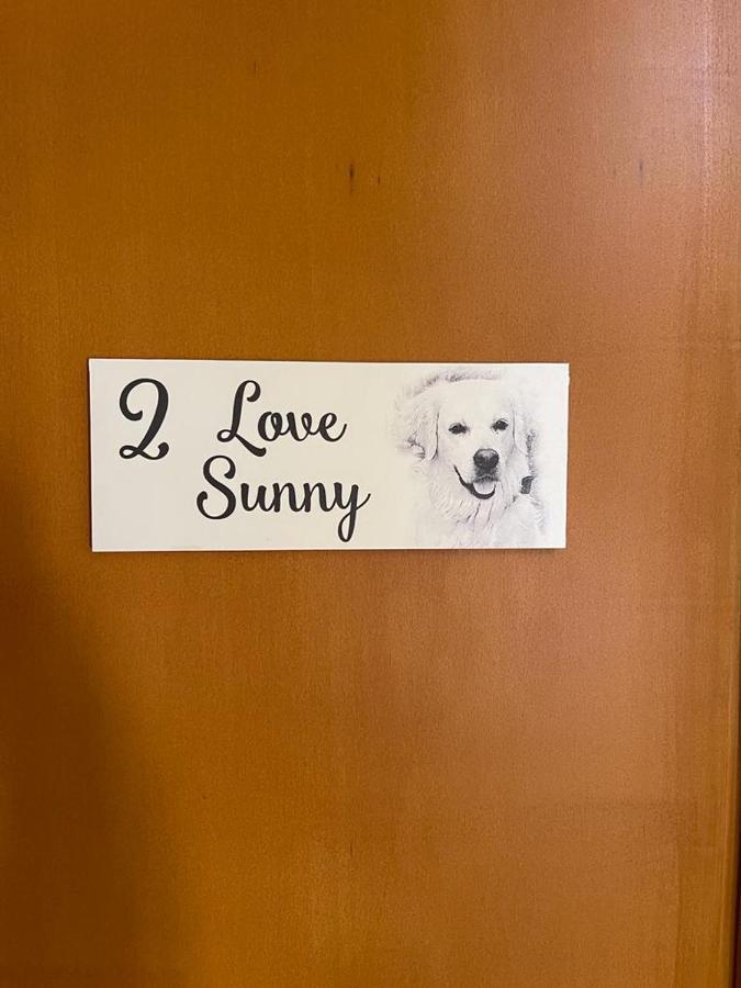 파로 Sunny, The House - Al 호스텔 객실 사진